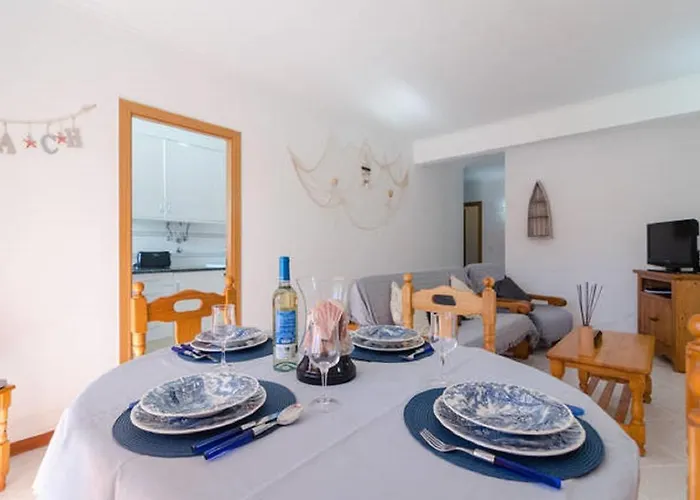 公寓 Centrally Located With Pool View 阿尔布费拉