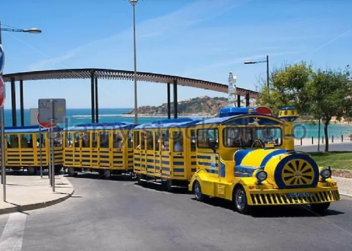 Lejlighed Centrally Located With Pool View Albufeira