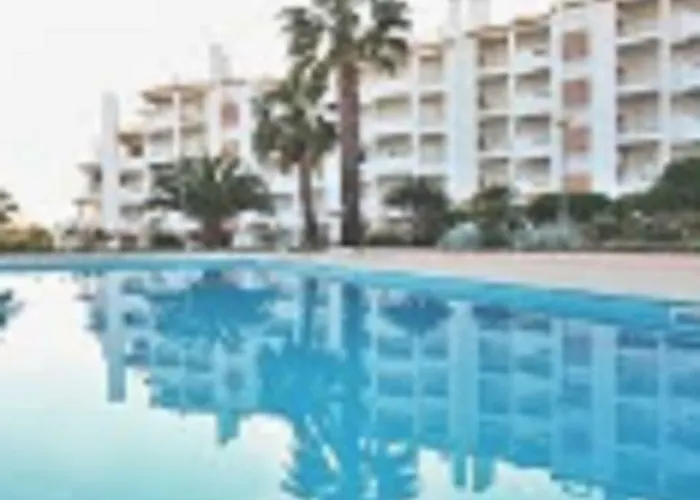 Centrally Located With Pool View * Albufeira
