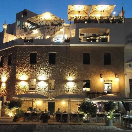 公寓 Centrally Located With Pool View *