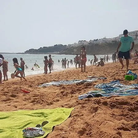 Centrally Located With Pool View شقة *