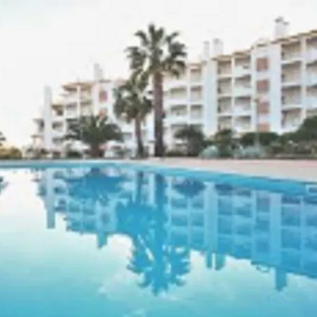 Centrally Located With Pool View * Albufeira