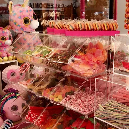 Centrally Located With Pool View 阿尔布费拉