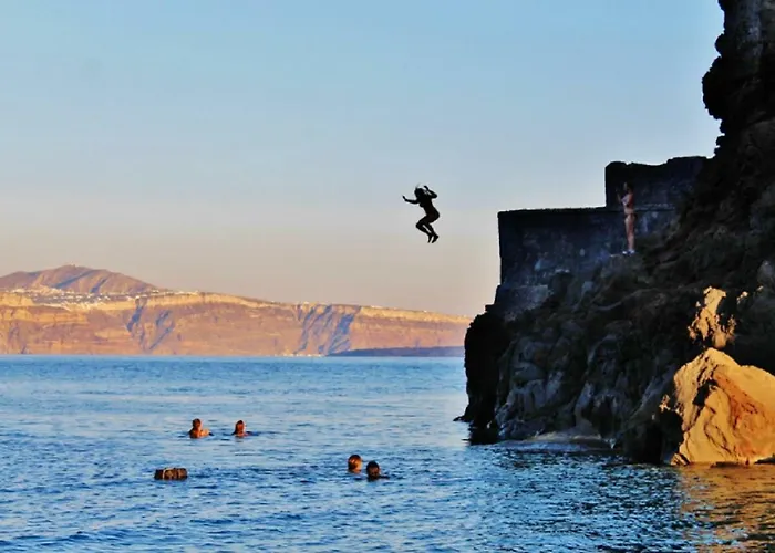 Centrally Located With Pool View * البوفيرا