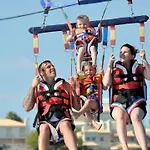 Centrally Located With Pool View Albufeira