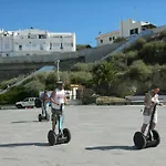 Centrally Located With Pool View Appartement