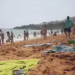 Centrally Located With Pool View Appartement *