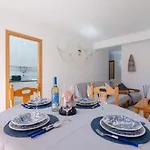 Appartement Centrally Located With Pool View Albufeira