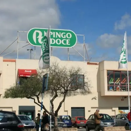 Appartement Centrally Located With Pool View Albufeira